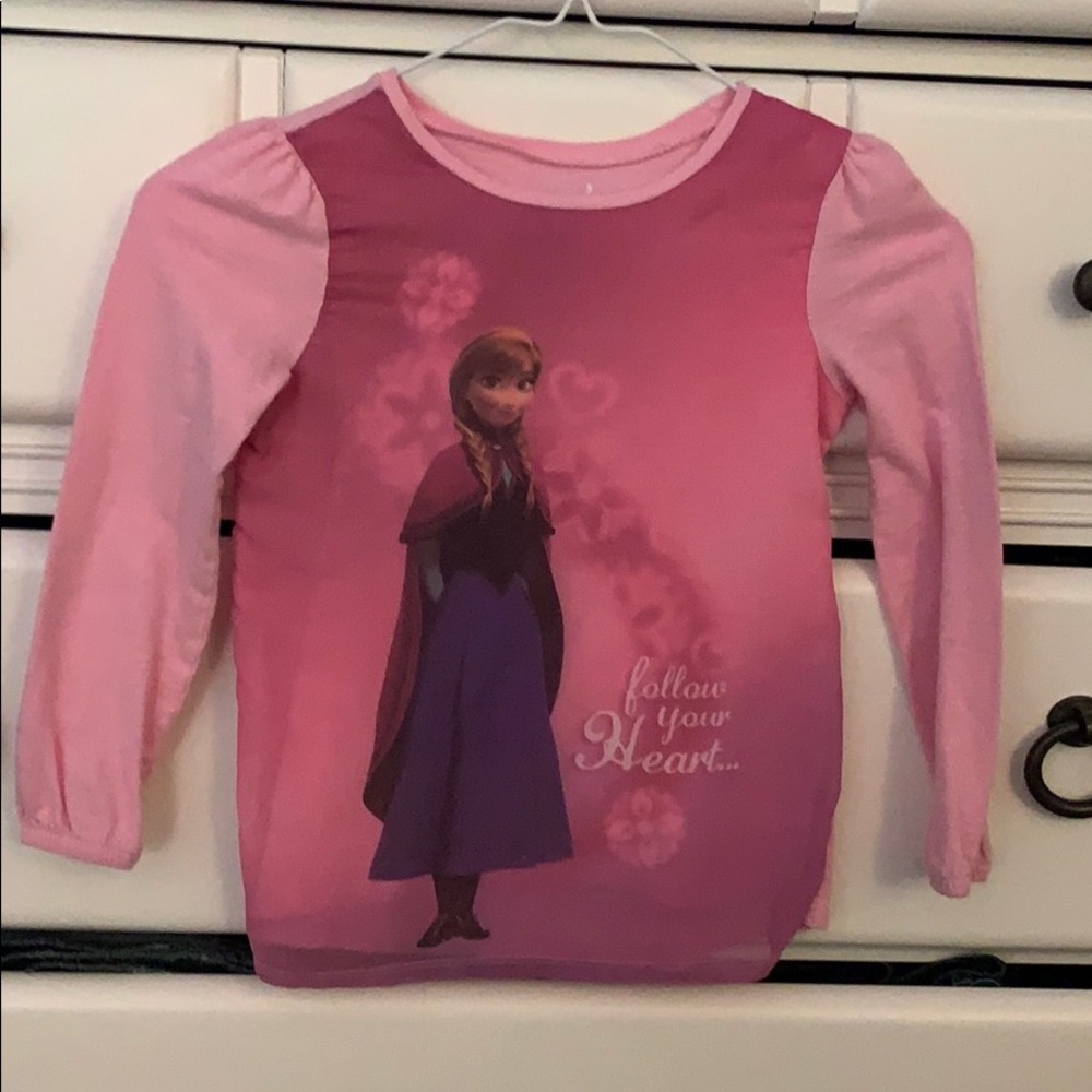 Size 5 Anna shirt from Frozen!